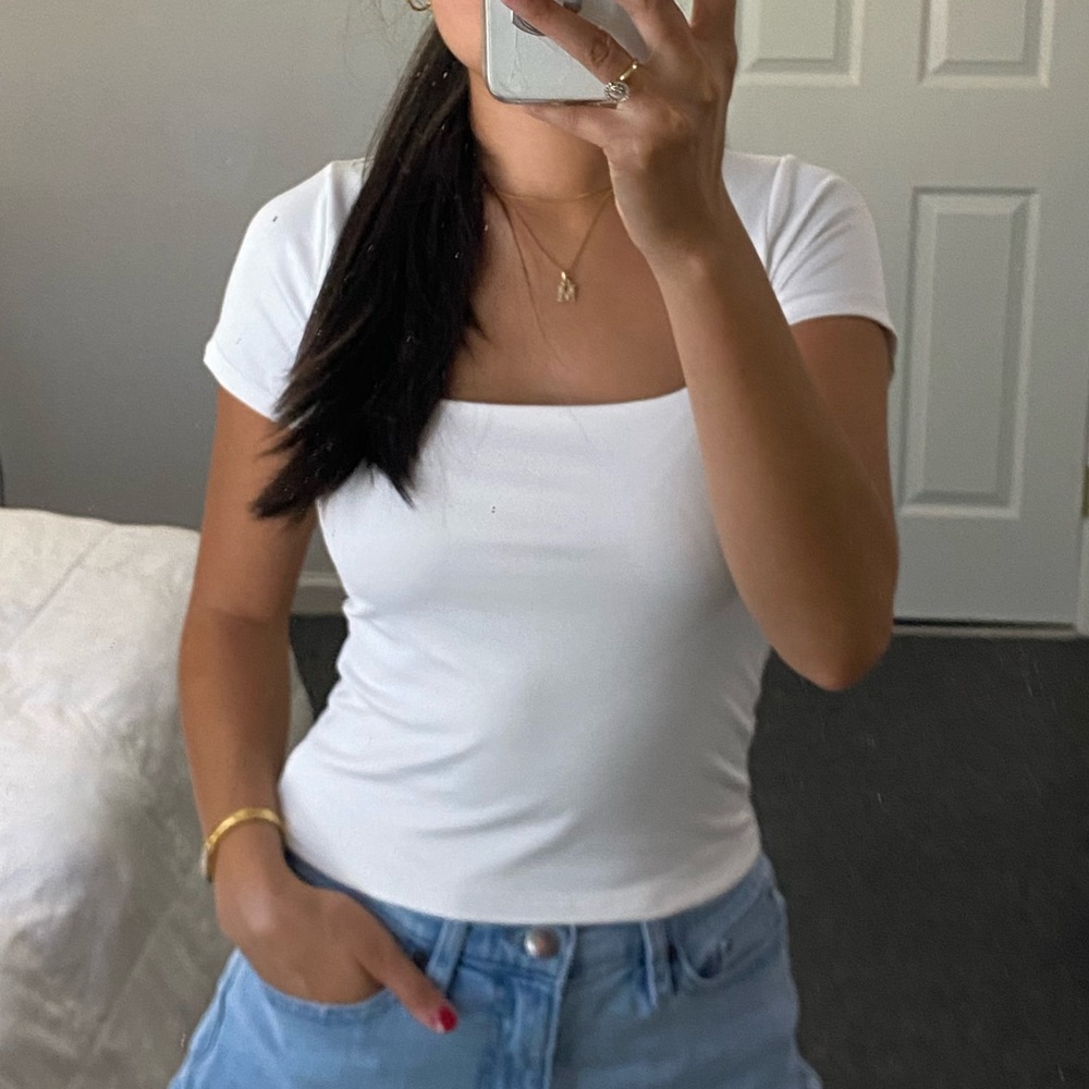 Gaze White Square Neck Short Sleeve Top